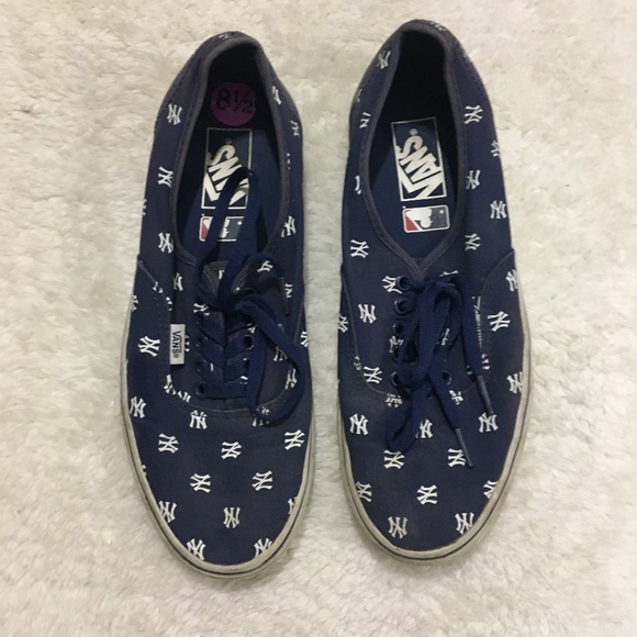 Mens New York Yankees Vans - Picture 2 of 8